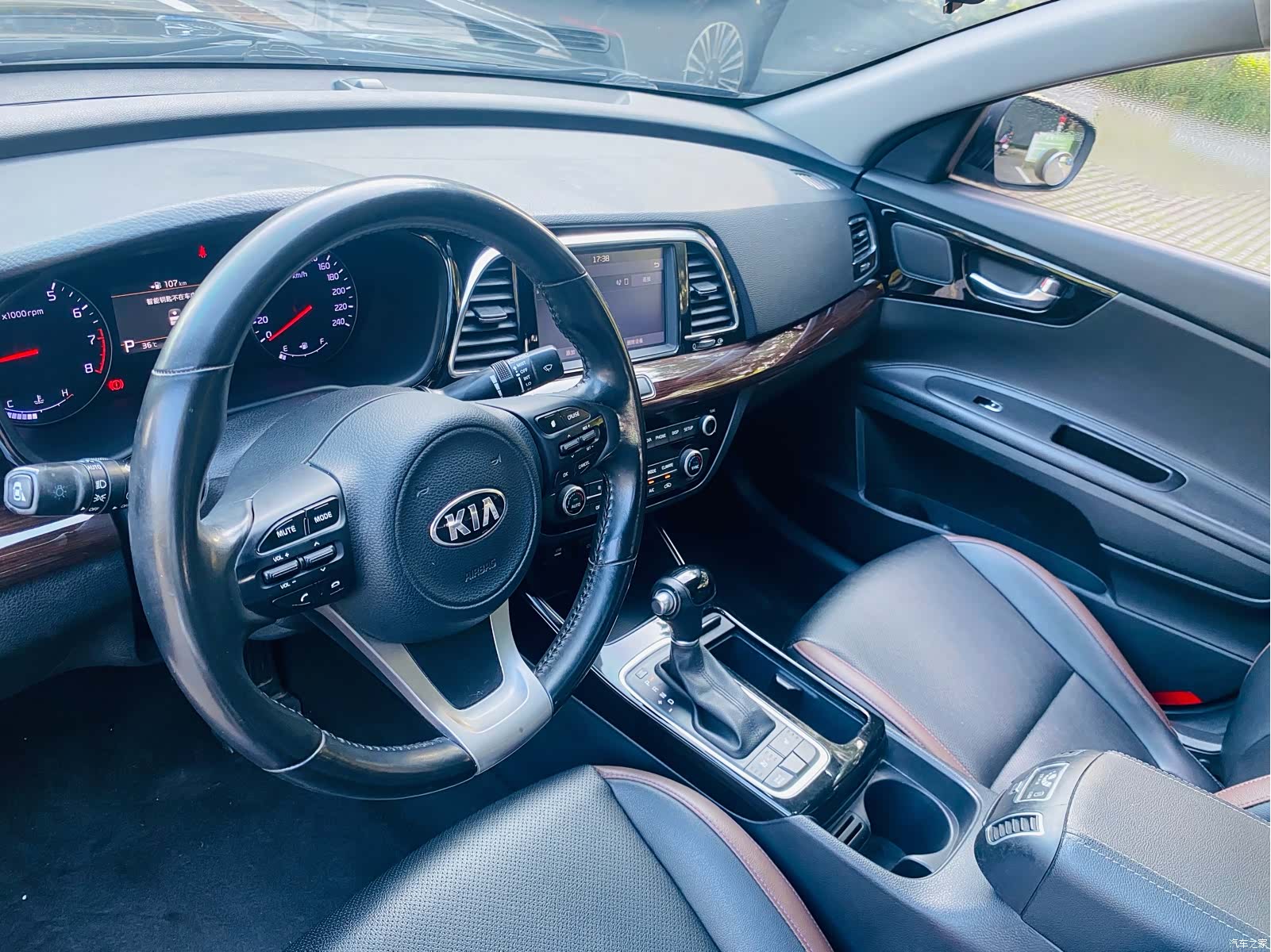 Kia DLX, 2018 11