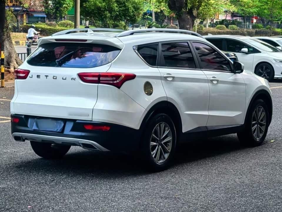 Jetour X70