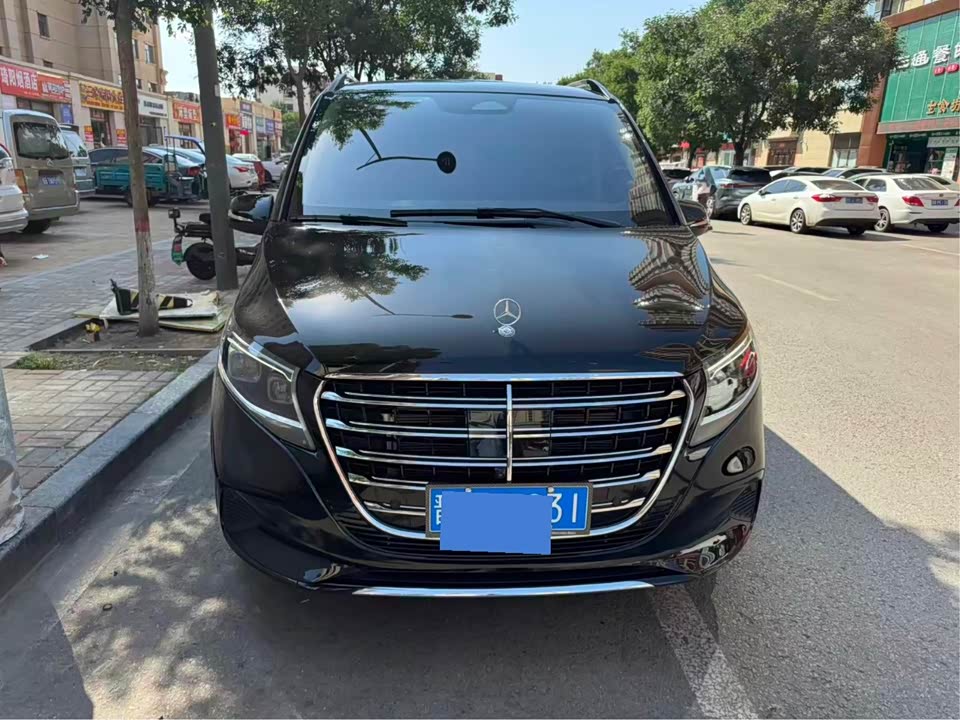 Mercedes-Benz V-class