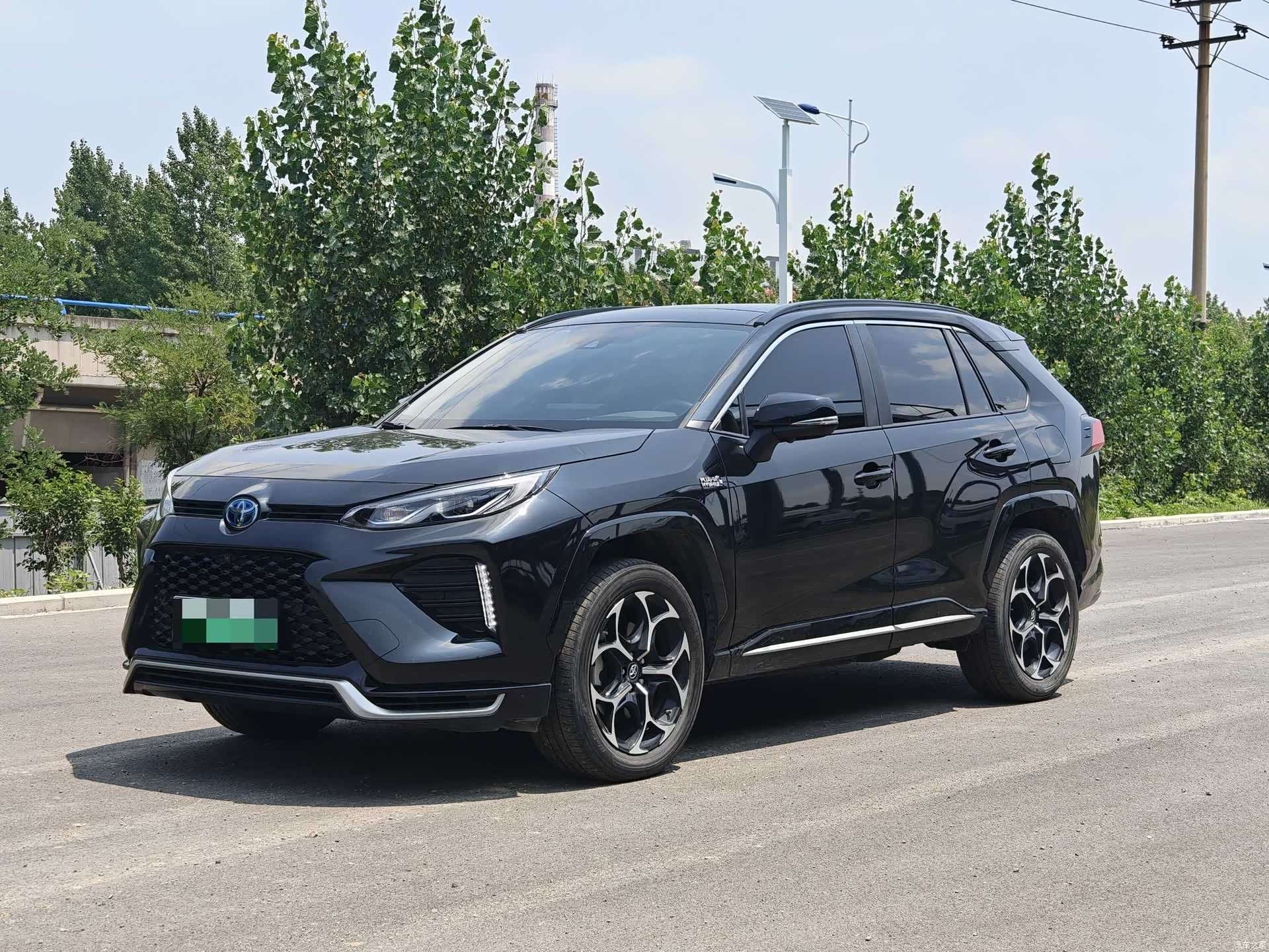 Toyota Wildlander, 2021 1