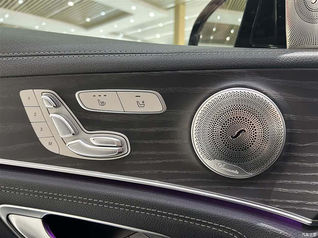 Mercedes-Benz E-Class, 2019 16