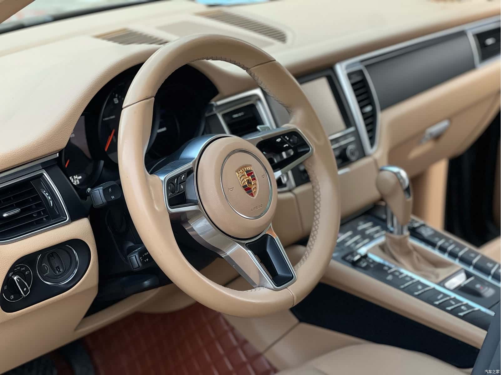 Porsche Macan, 2015 18