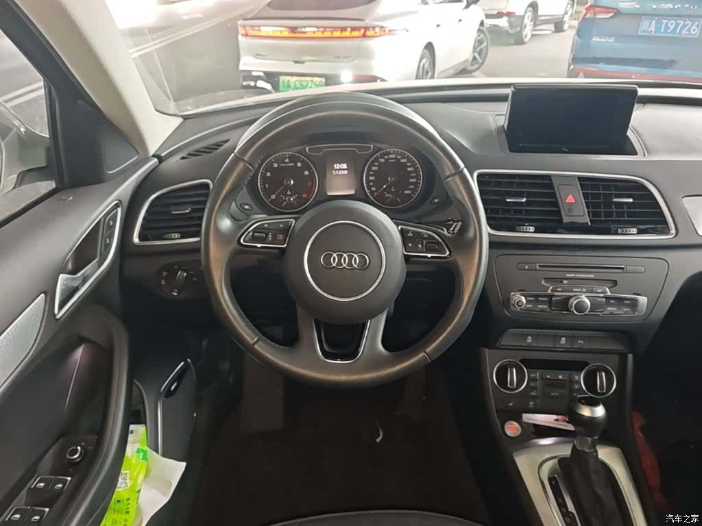Audi Q3, 2019 11