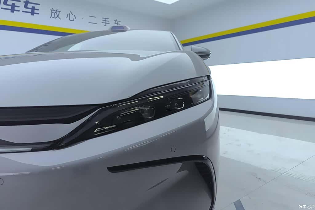 BYD Han, 2025 все фото