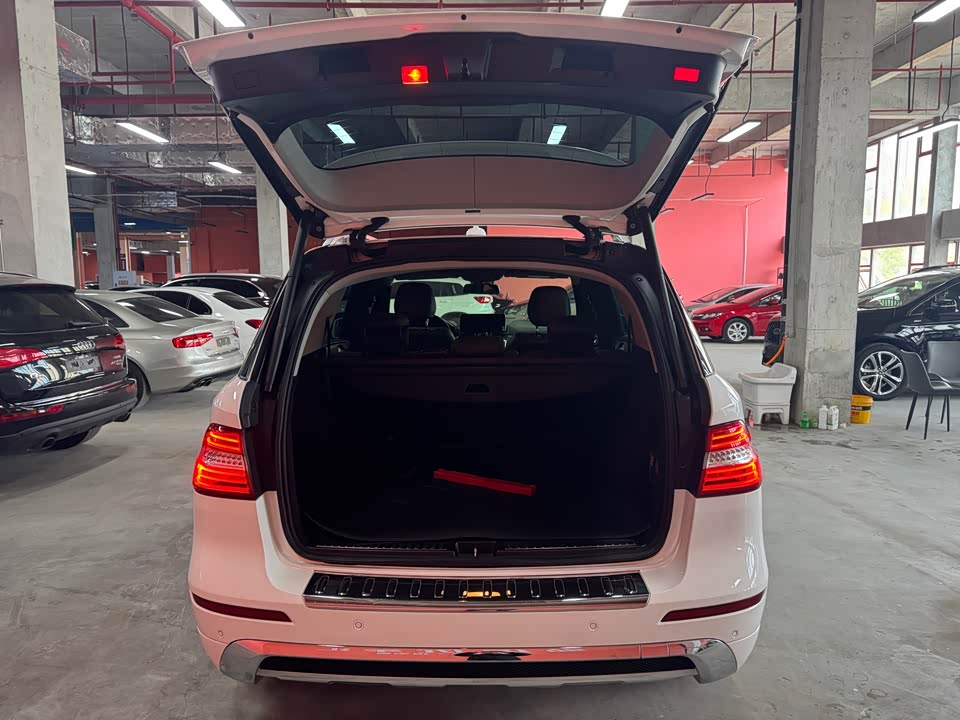 Mercedes-Benz M class