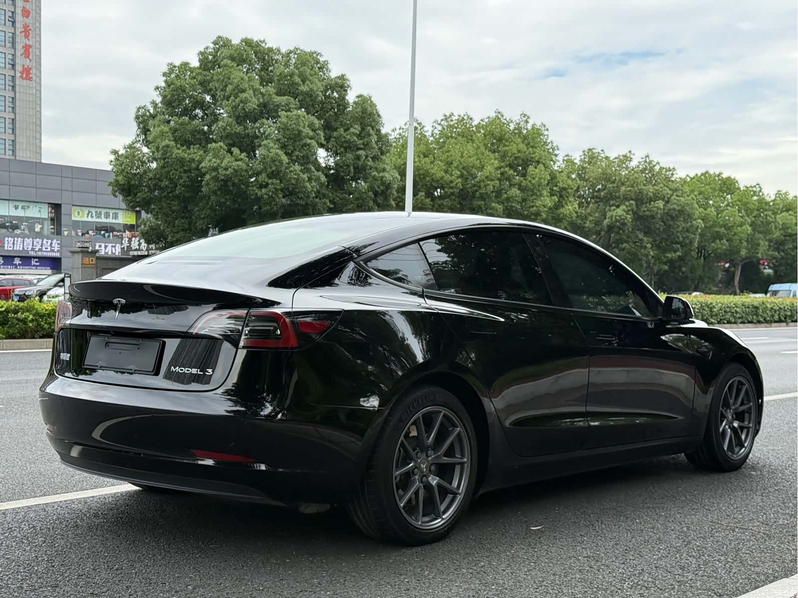 Tesla Model 3, 2022 все фото
