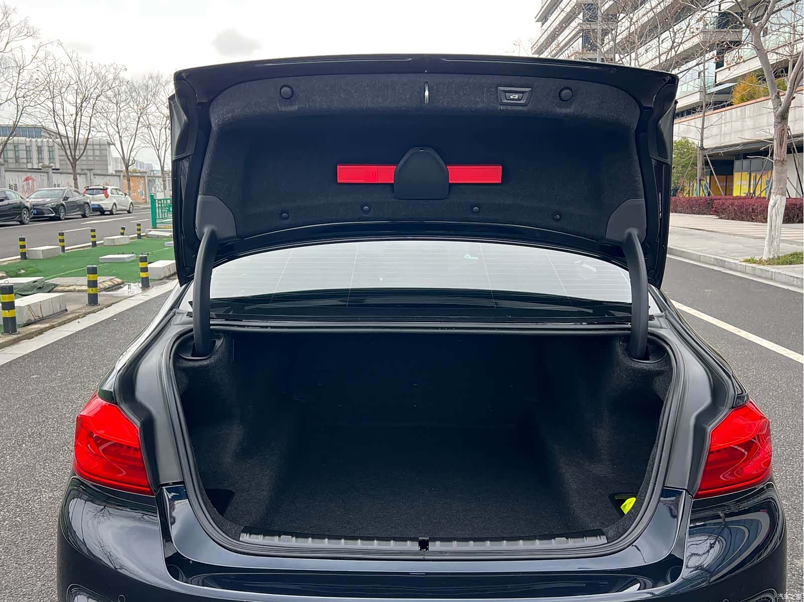 BMW 5 Series, 2020 16