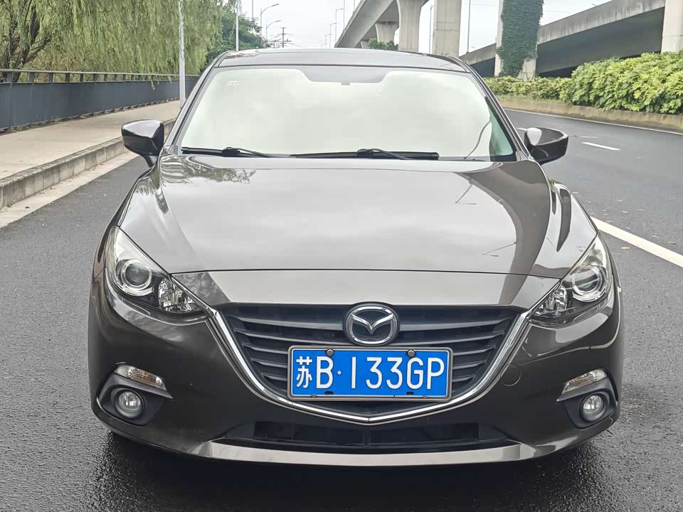 Mazda 3 Angkesaila