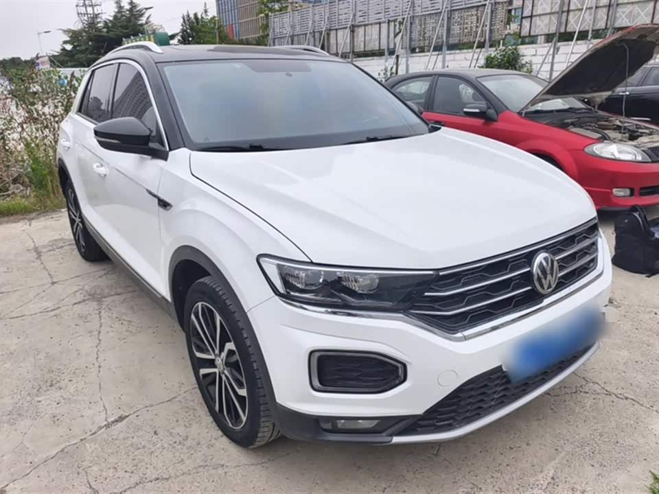 Volkswagen T-ROC exploring Songs