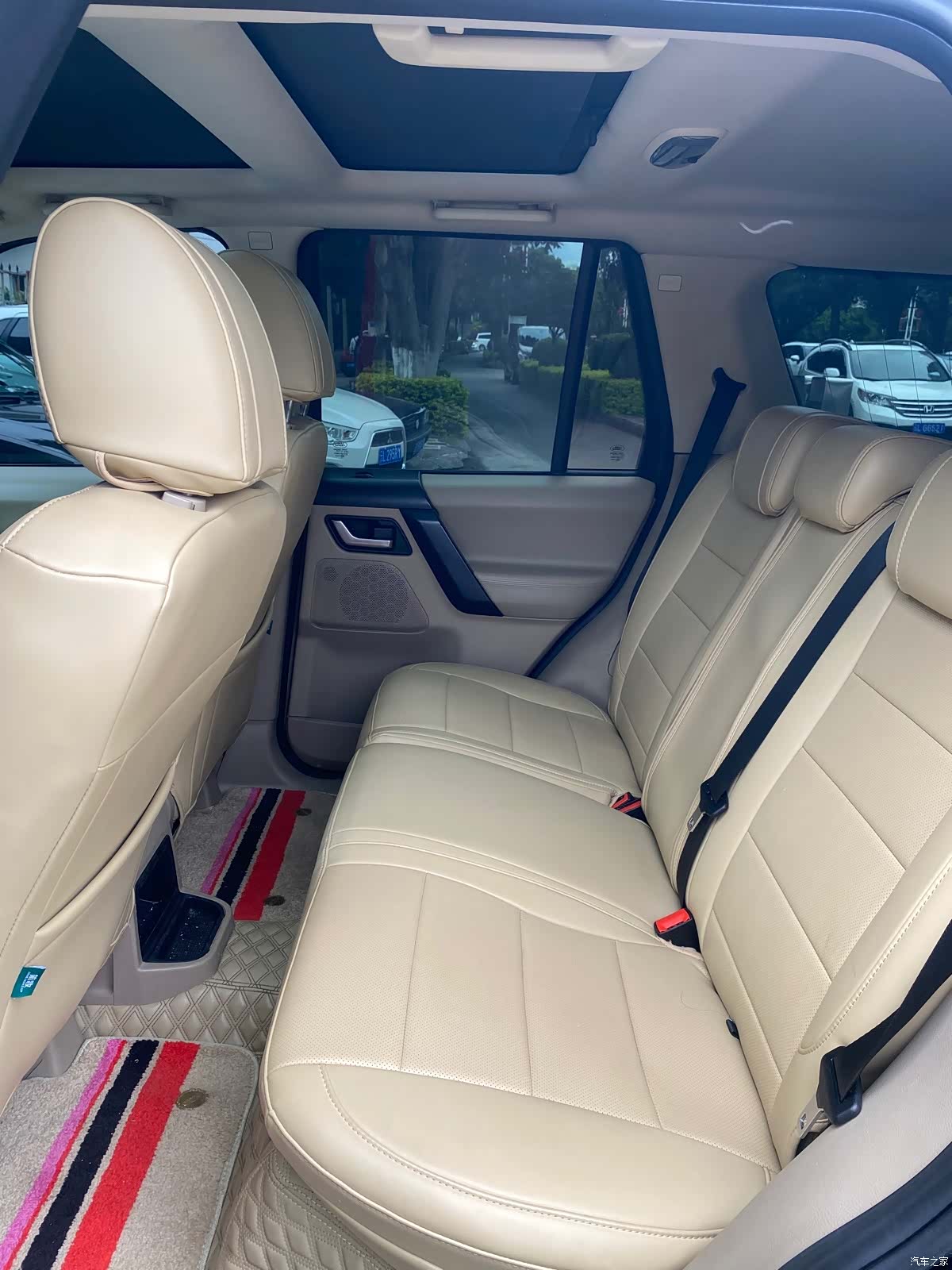 Land Rover Si4, 2012 7