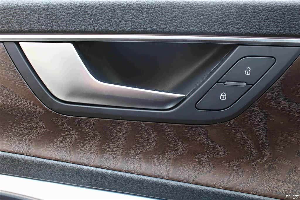 Audi A6L, 2022 10