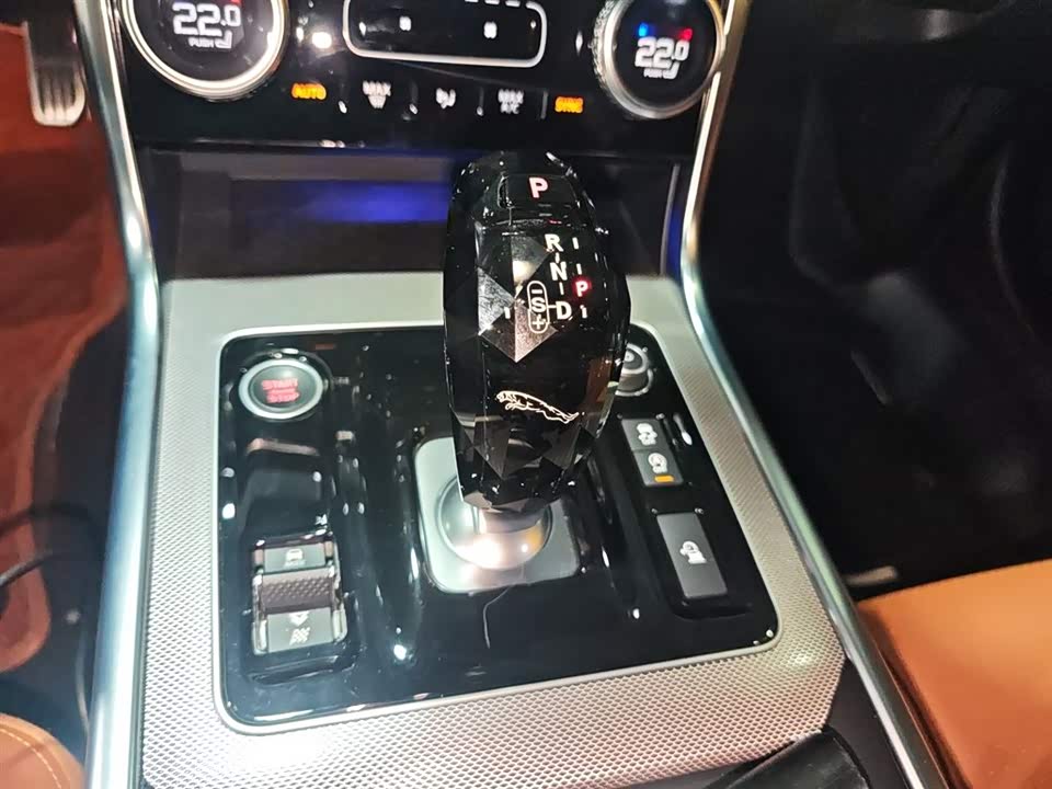 Jaguar XEL Jaguar XEL