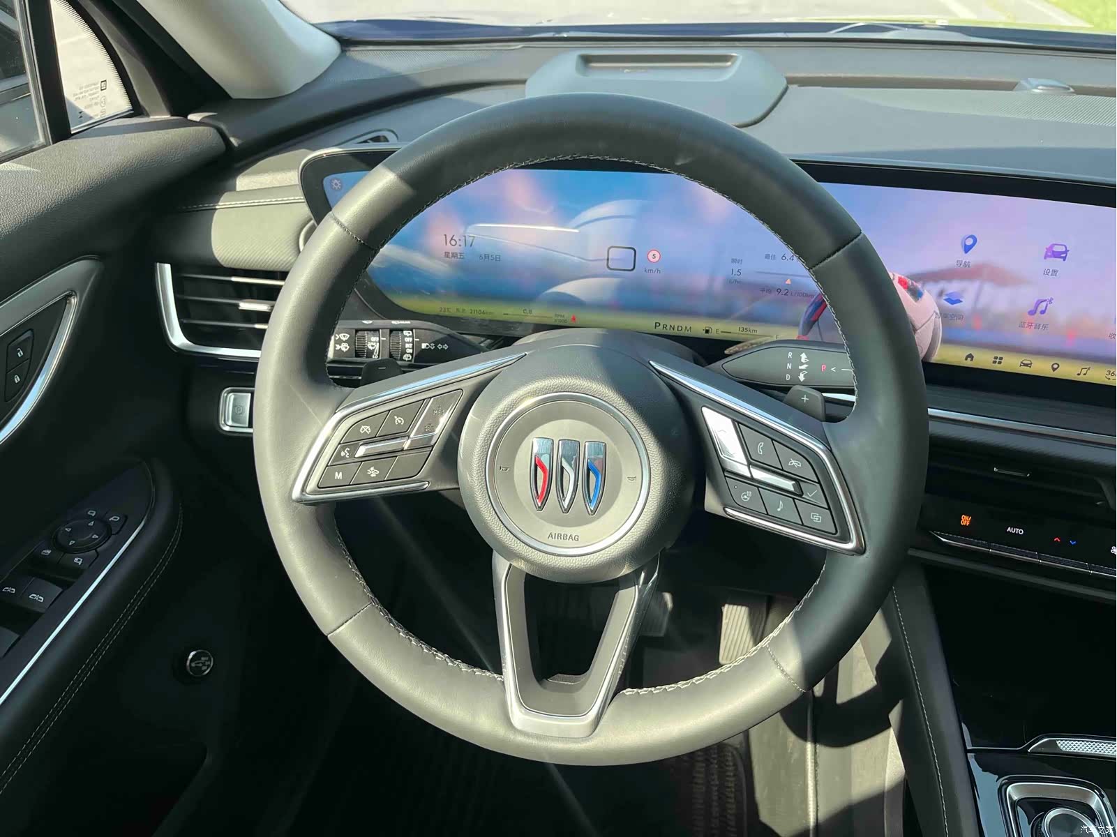 Buick Envision Plus, 2025 все фото