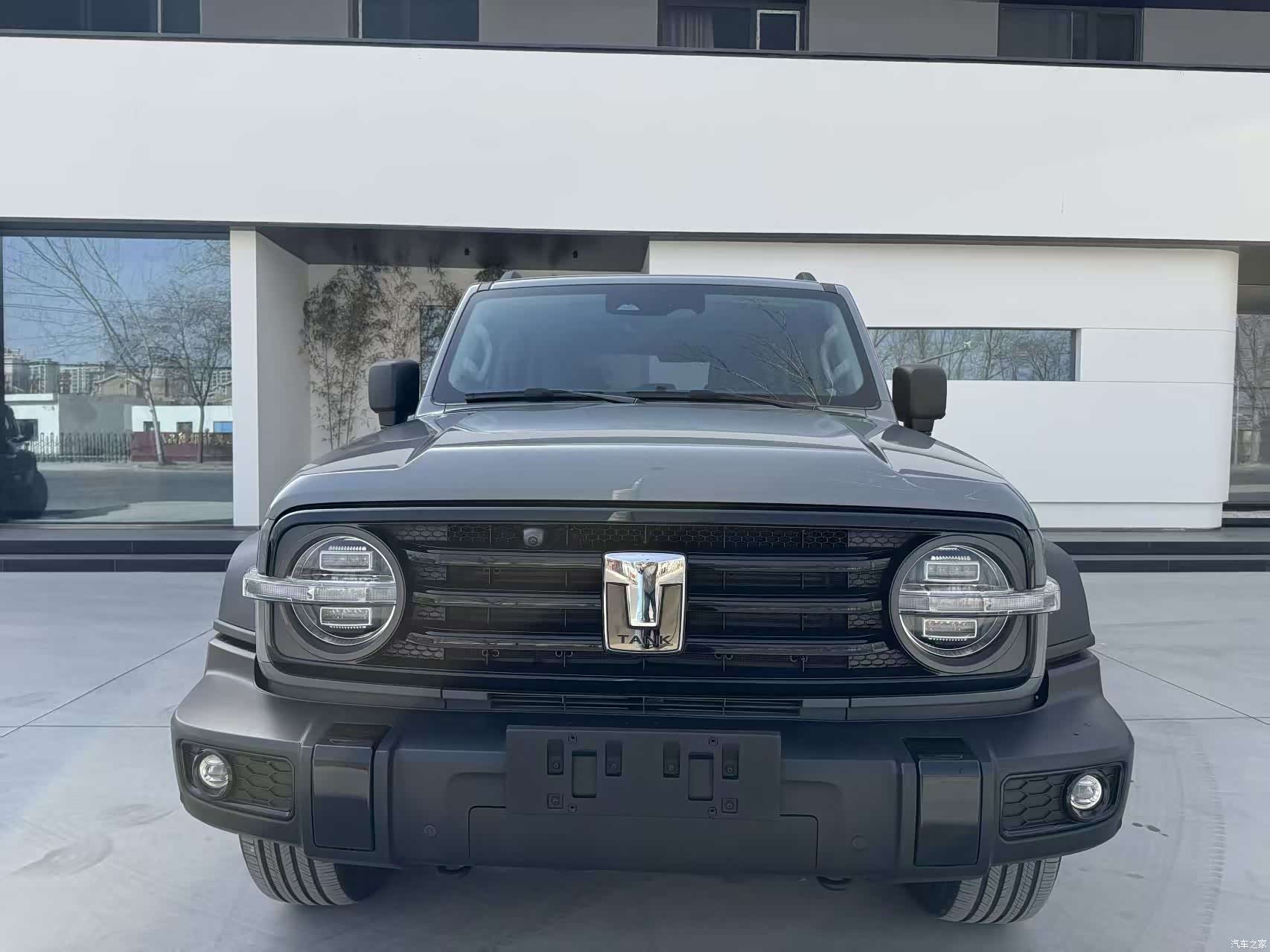 Tank 300, 2023 2