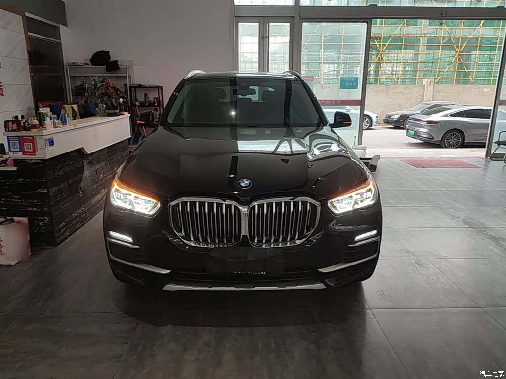 BMW X5, 2021 3