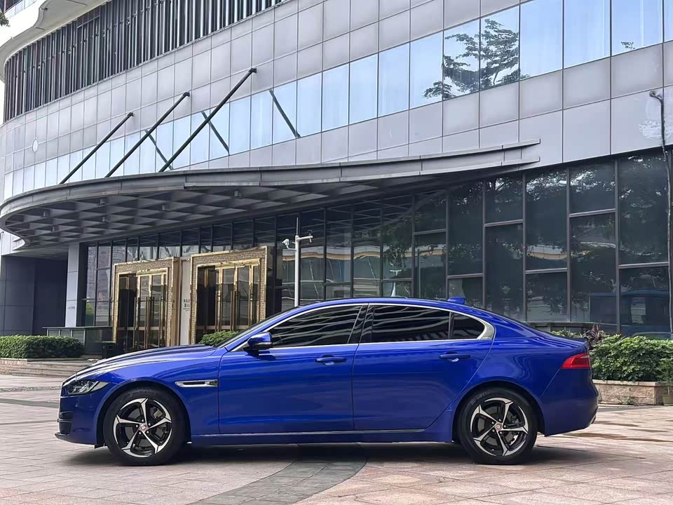 Jaguar XEL Jaguar XEL