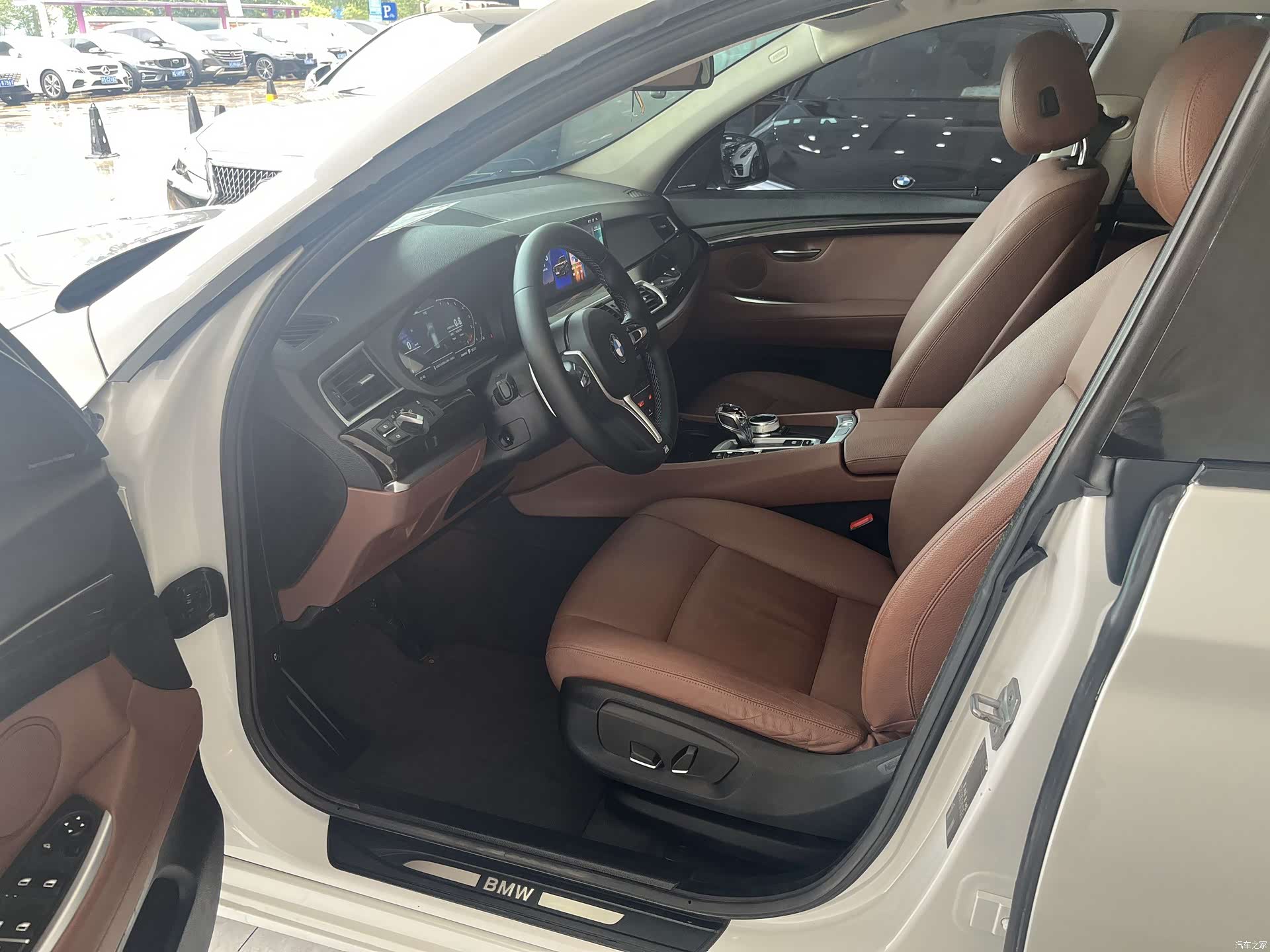 BMW 5 Series, 2017 все фото