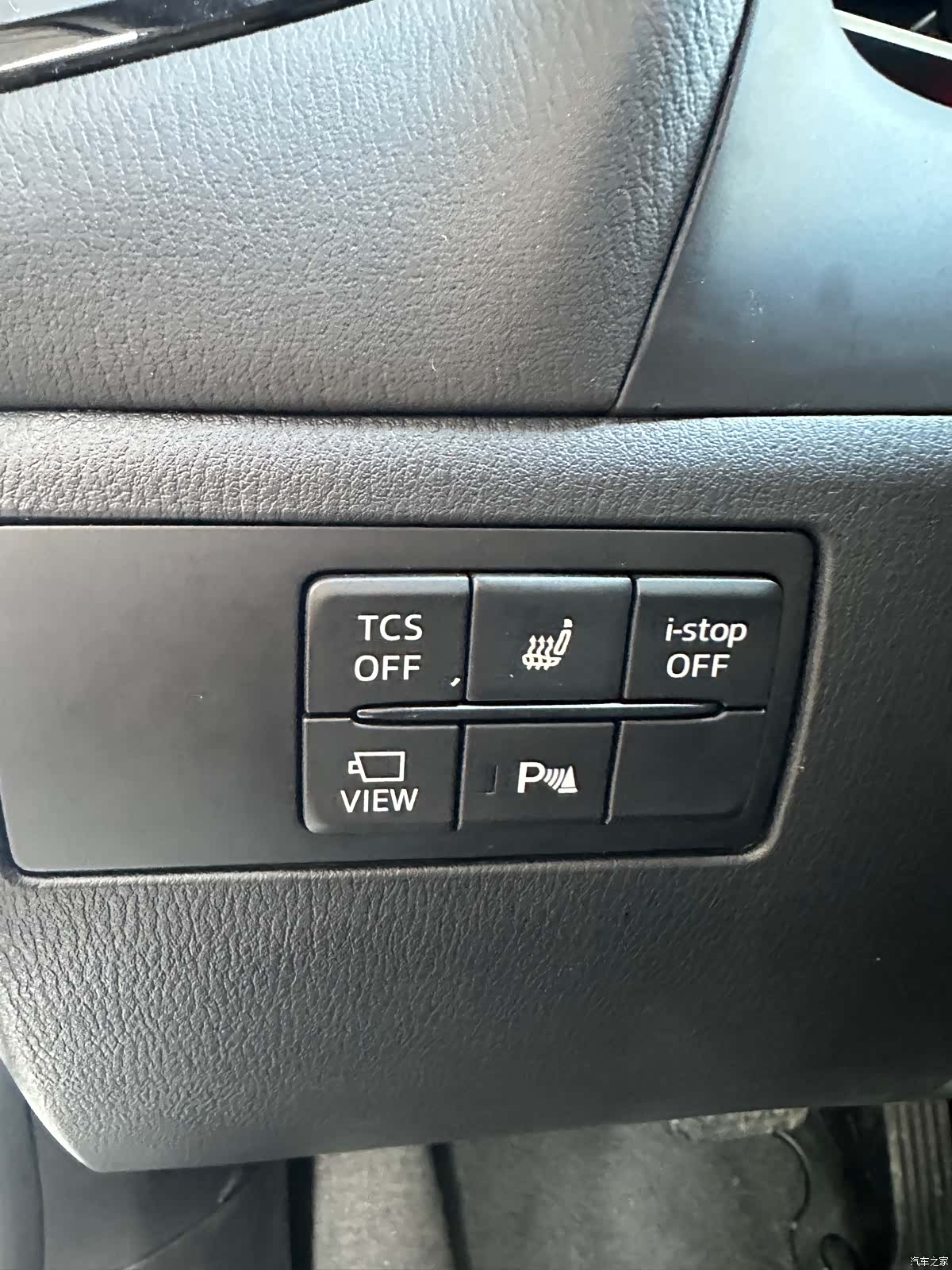 Mazda CX-4, 2023 16