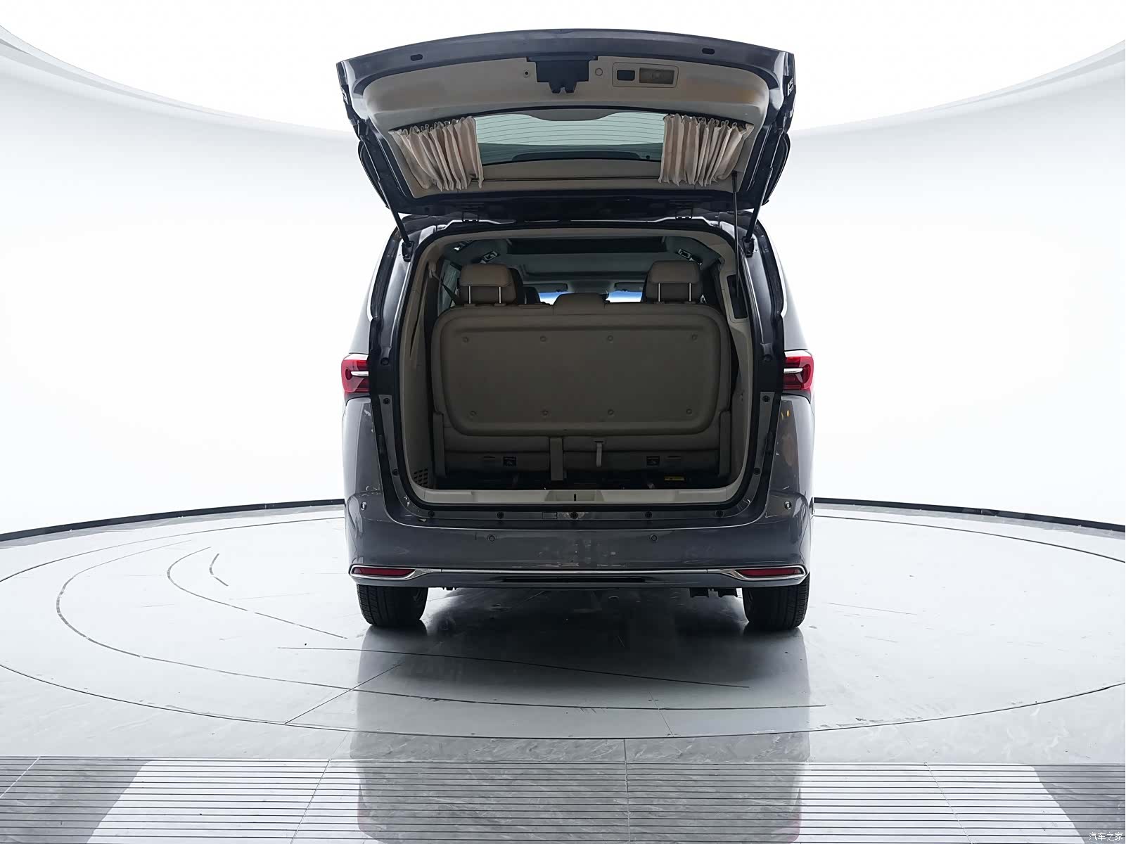 Buick GL8, 2020 11