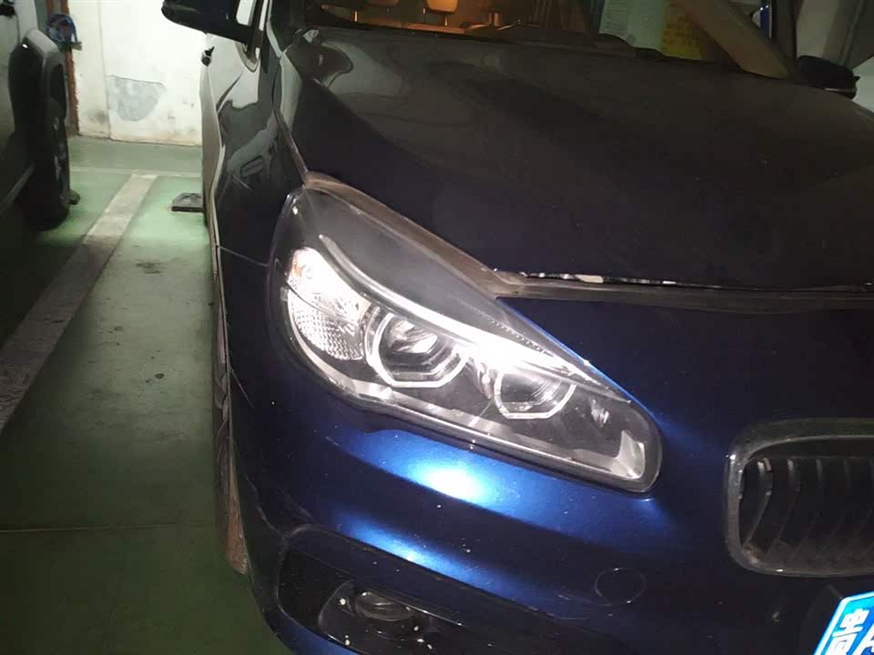 BMW 2 series station wagon