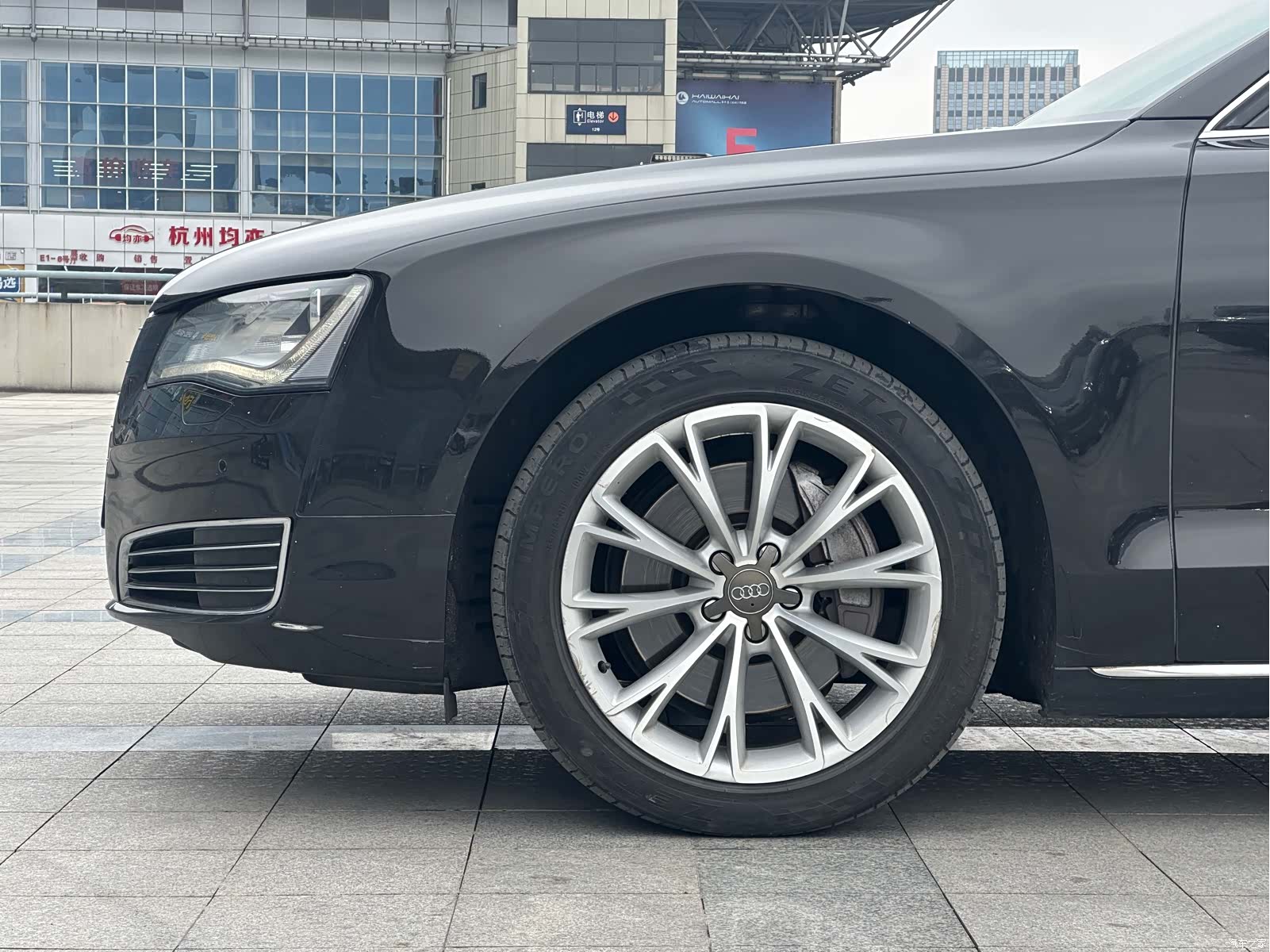 Audi A8L, 2014 9