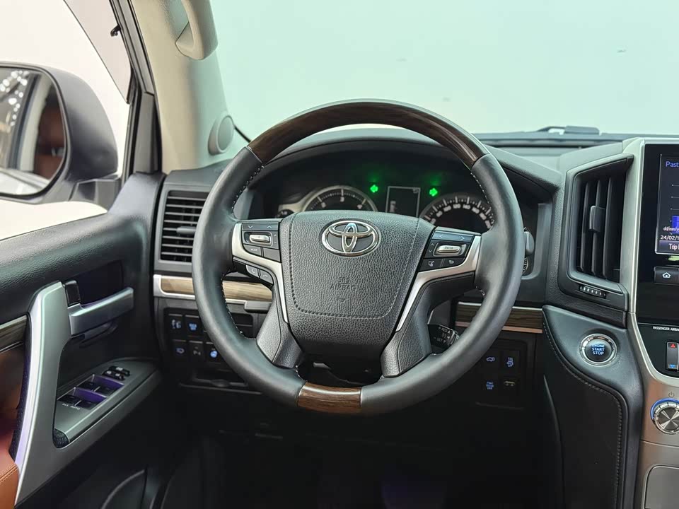 Toyota Land Cruiser Toyota Land Cruiser