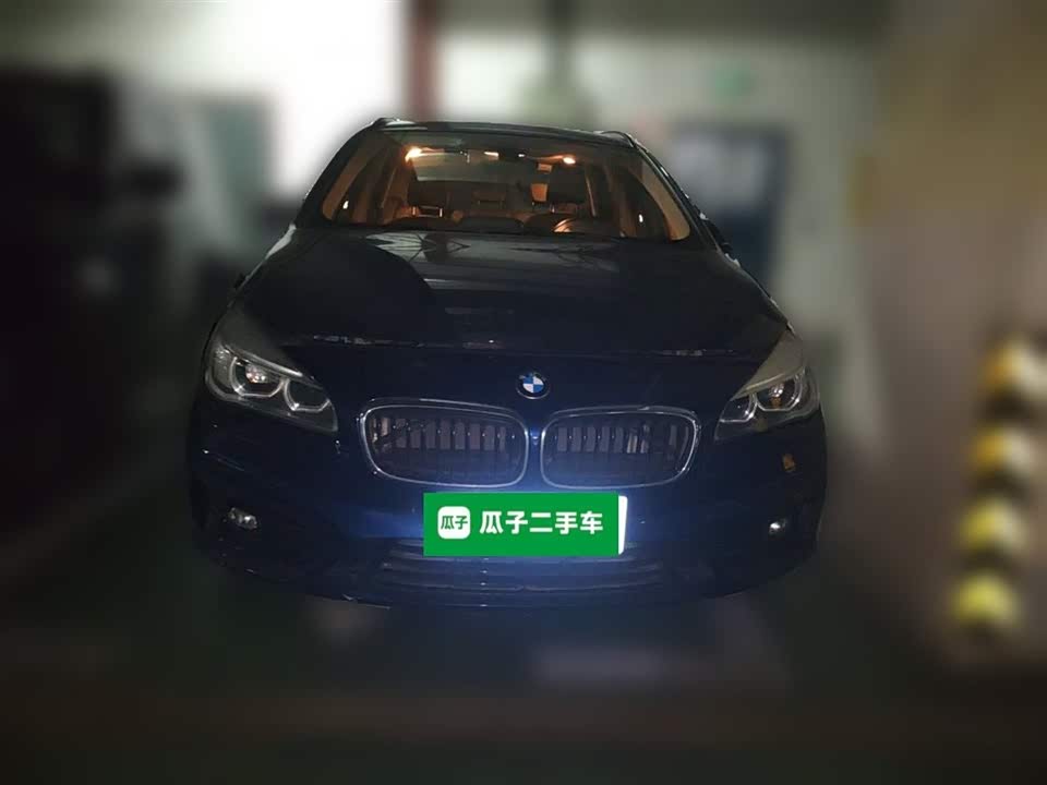 BMW 2 series station wagon