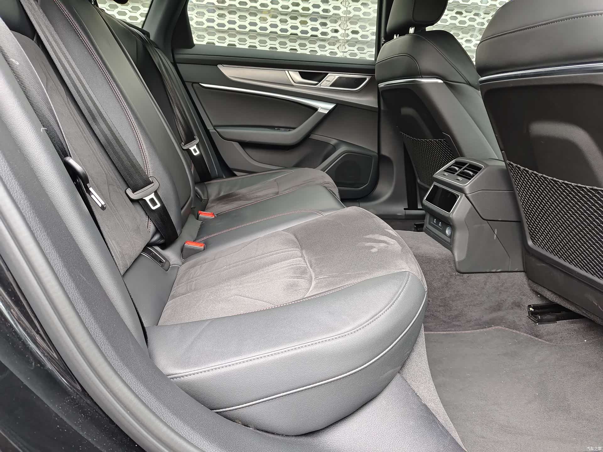Audi A6L, 2024 8