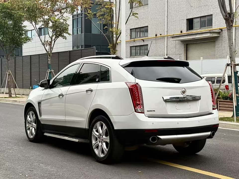 Cadillac SRX