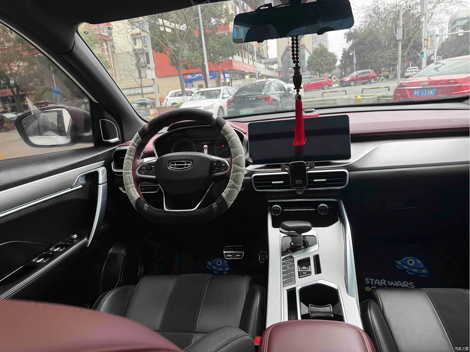 Geely Coolray, 2021 10