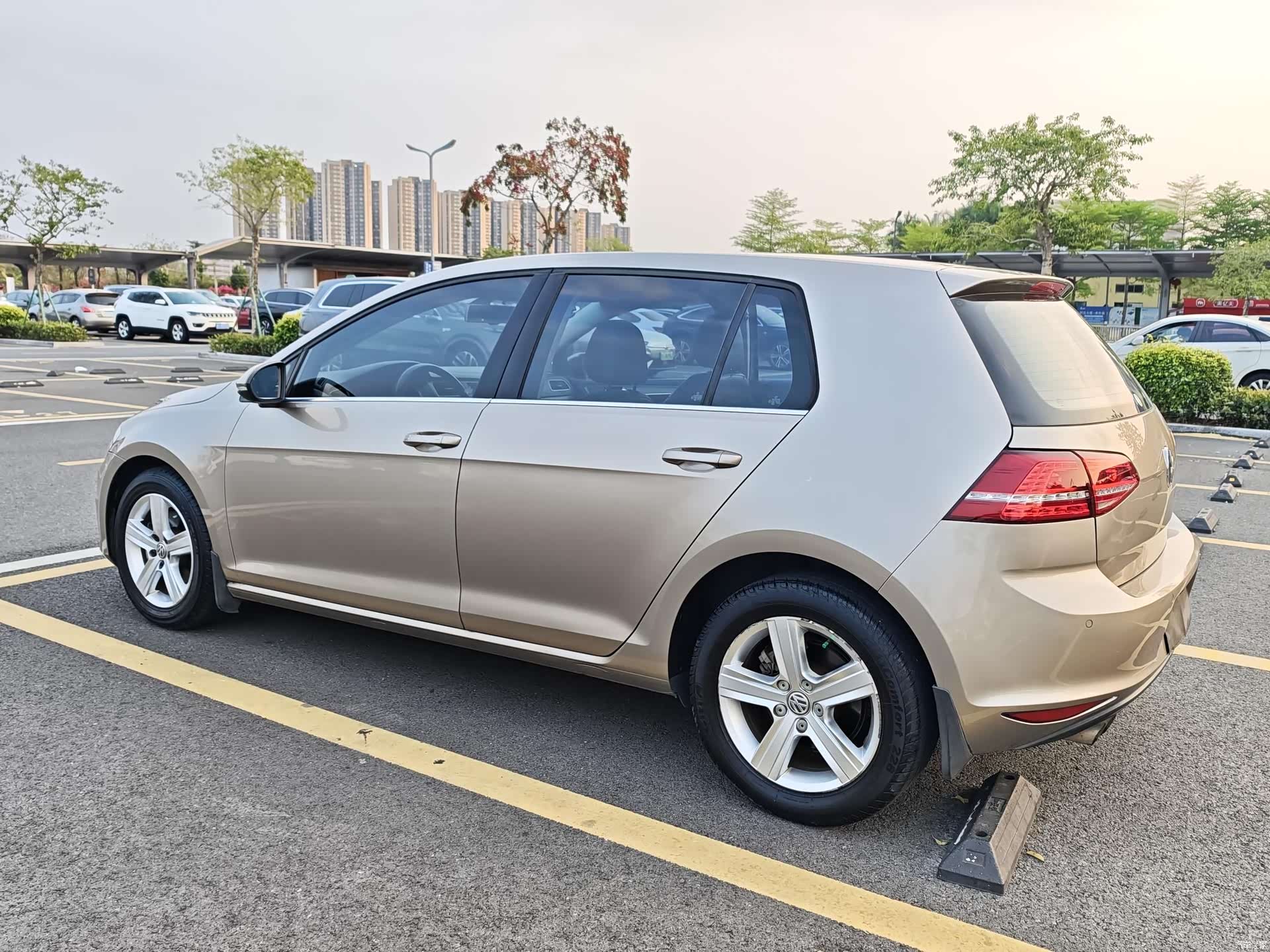 Volkswagen Golf, 2014 8