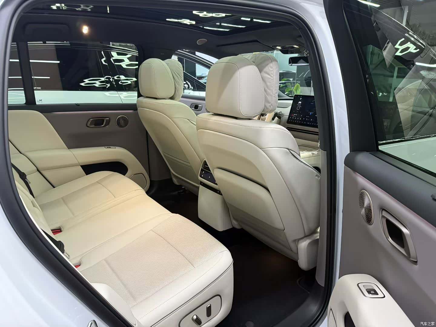 Li Auto i6, 2026 4