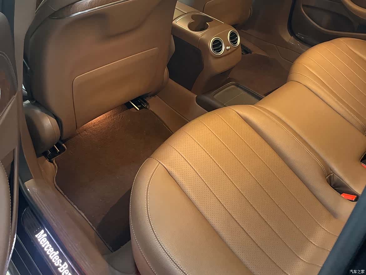 Mercedes-Benz E-Class, 2020 16