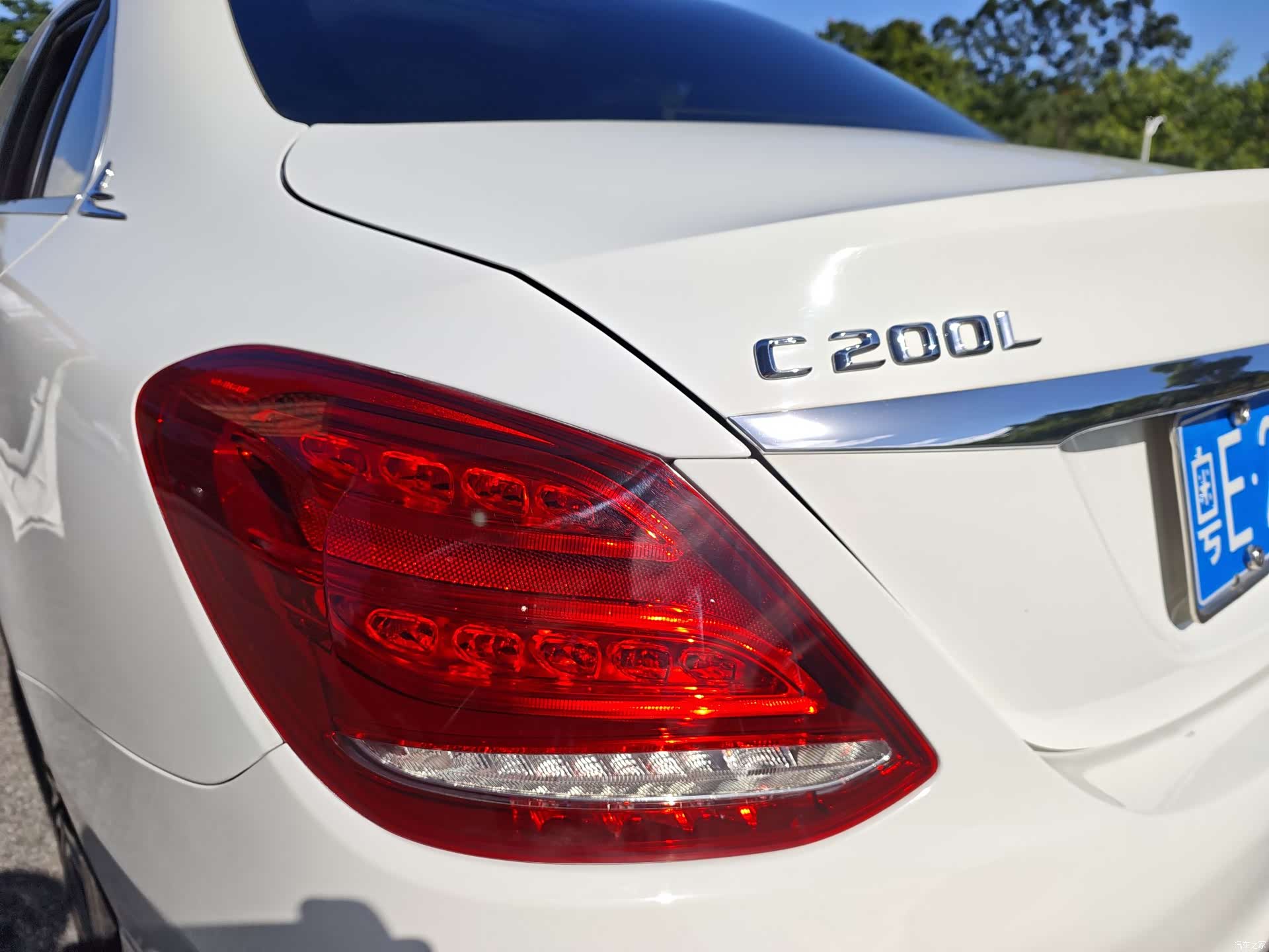 Mercedes-Benz C-Class, 2016 13