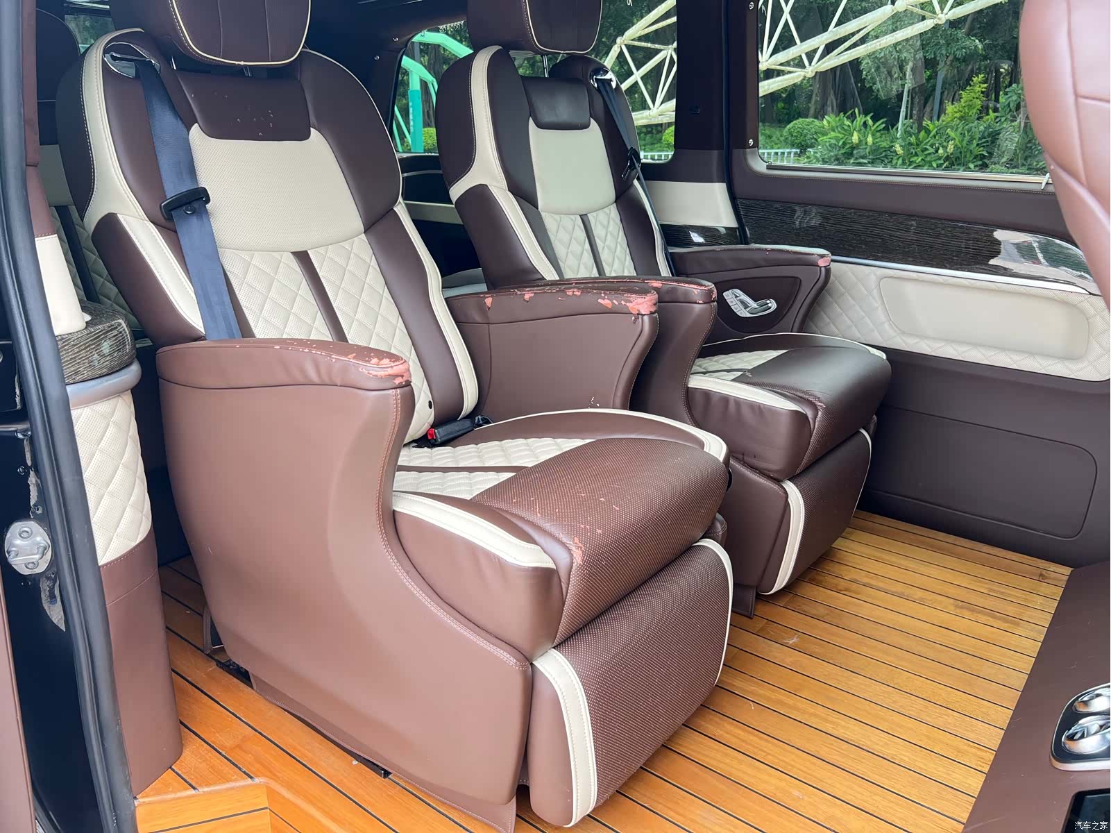 Mercedes-Benz V-Class, 2019 13