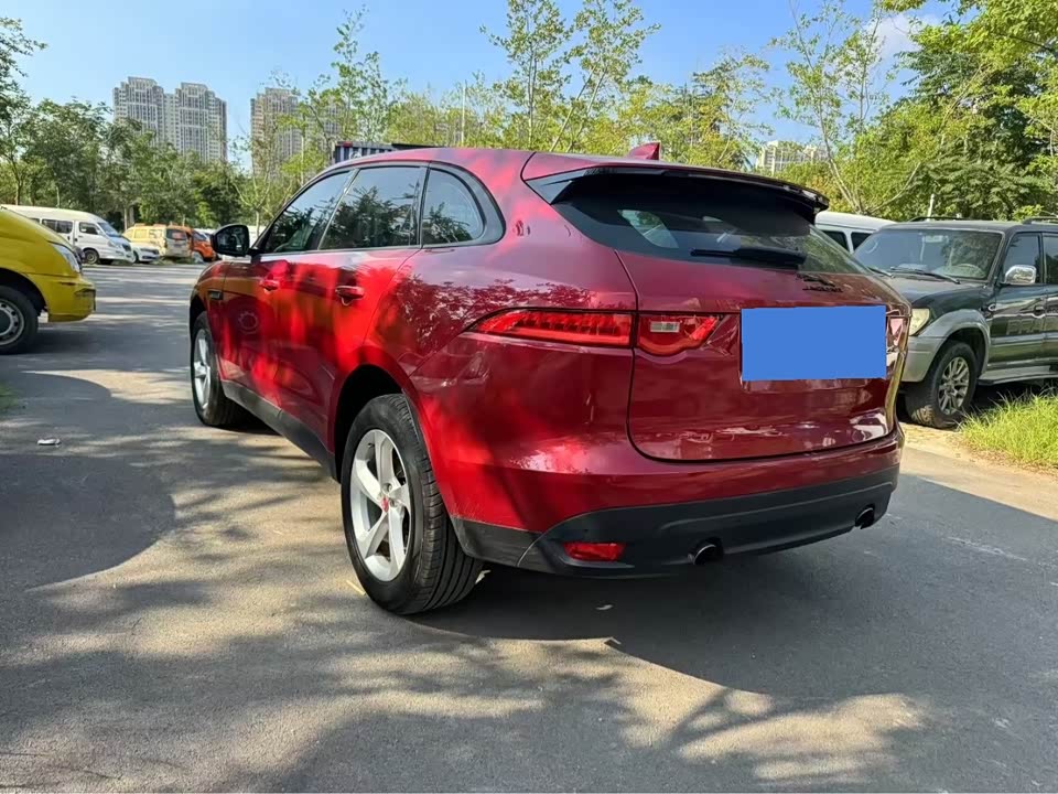 Jaguar F-PACE Jaguar F-PACE