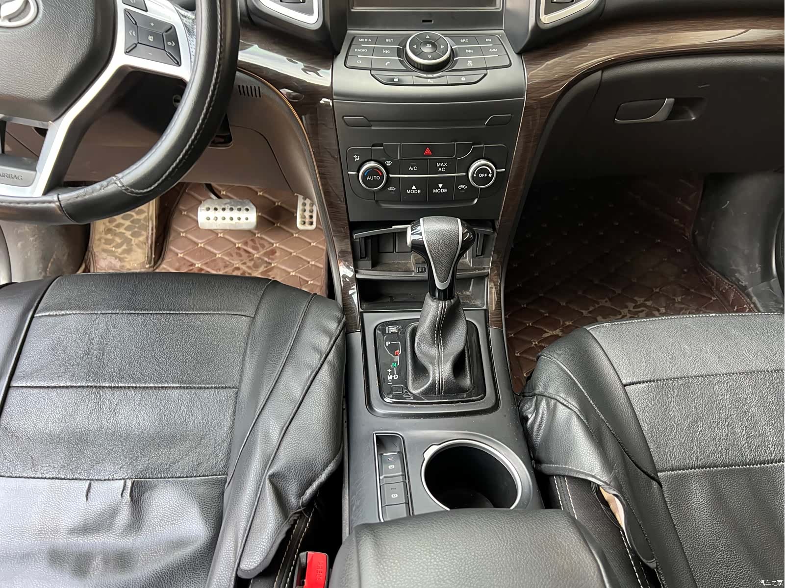BAIC S6, 2016 15