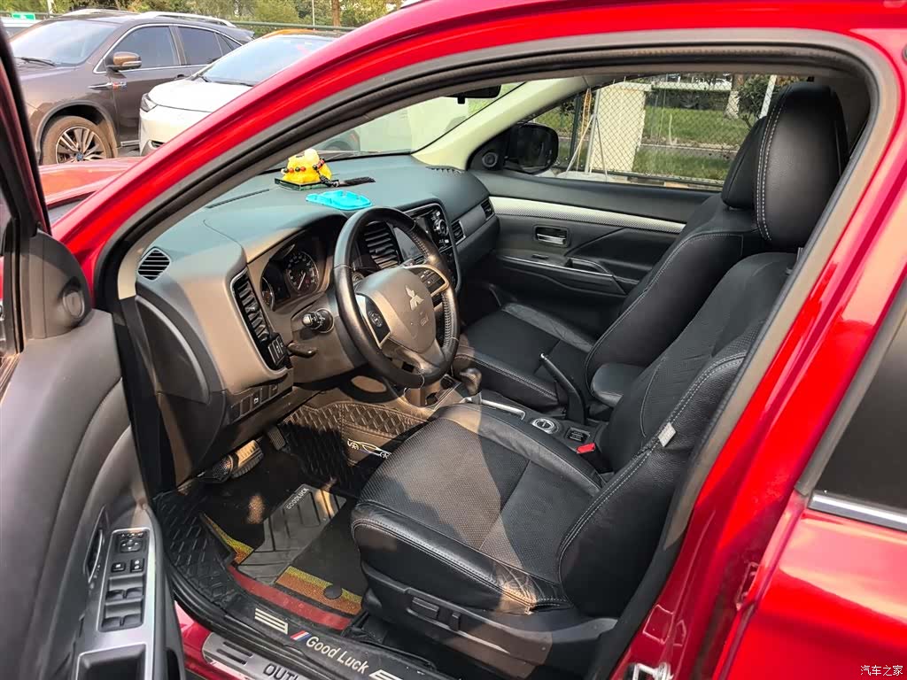 Mitsubishi Outlander, 2015 7