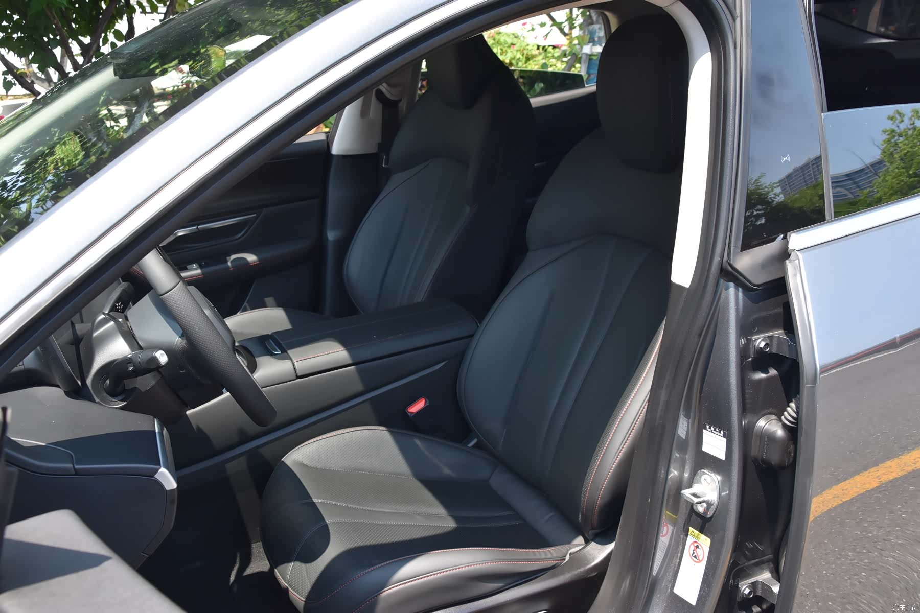 Xpeng P7, 2021 9