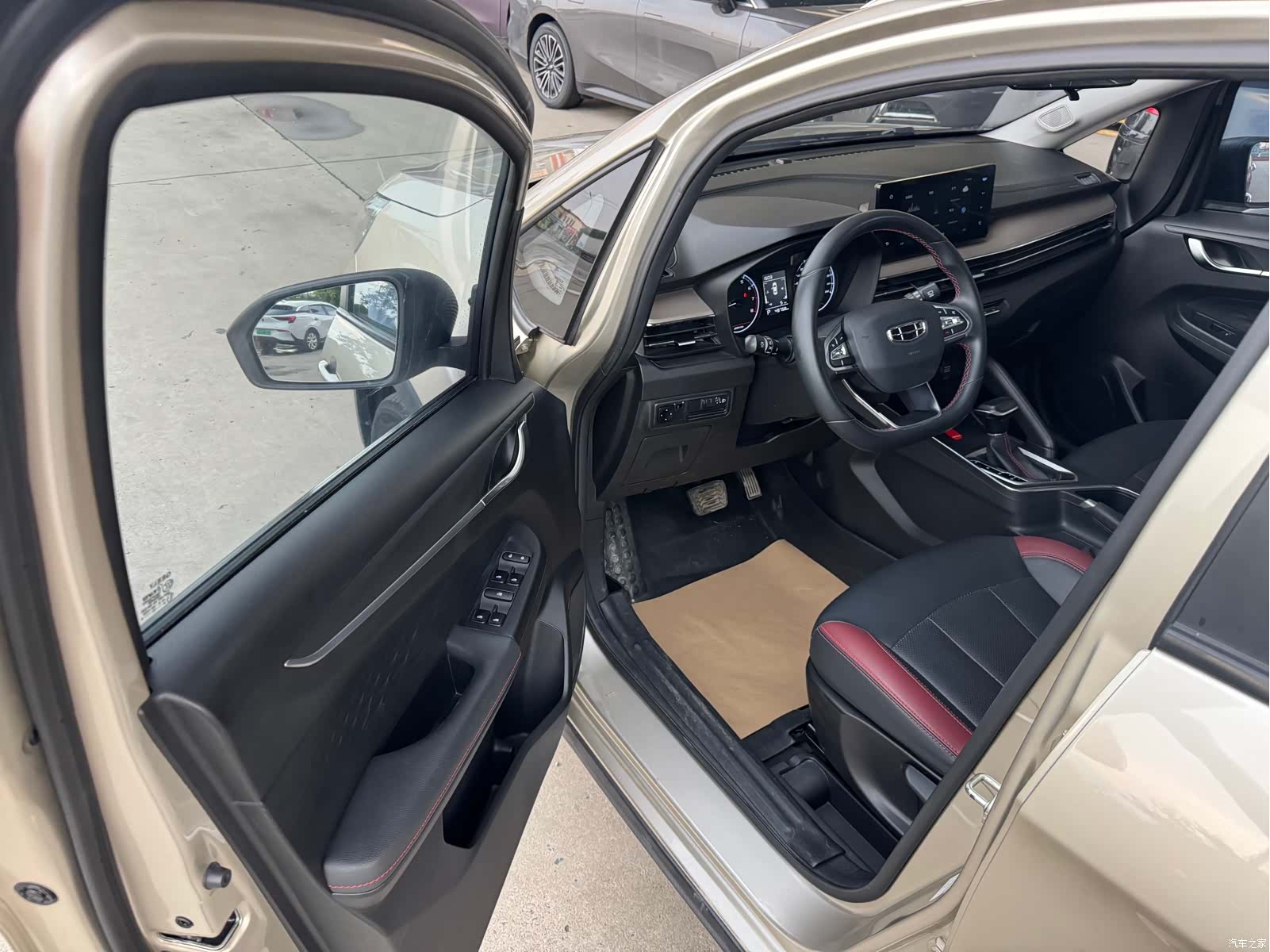 Geely X3, 2022 7