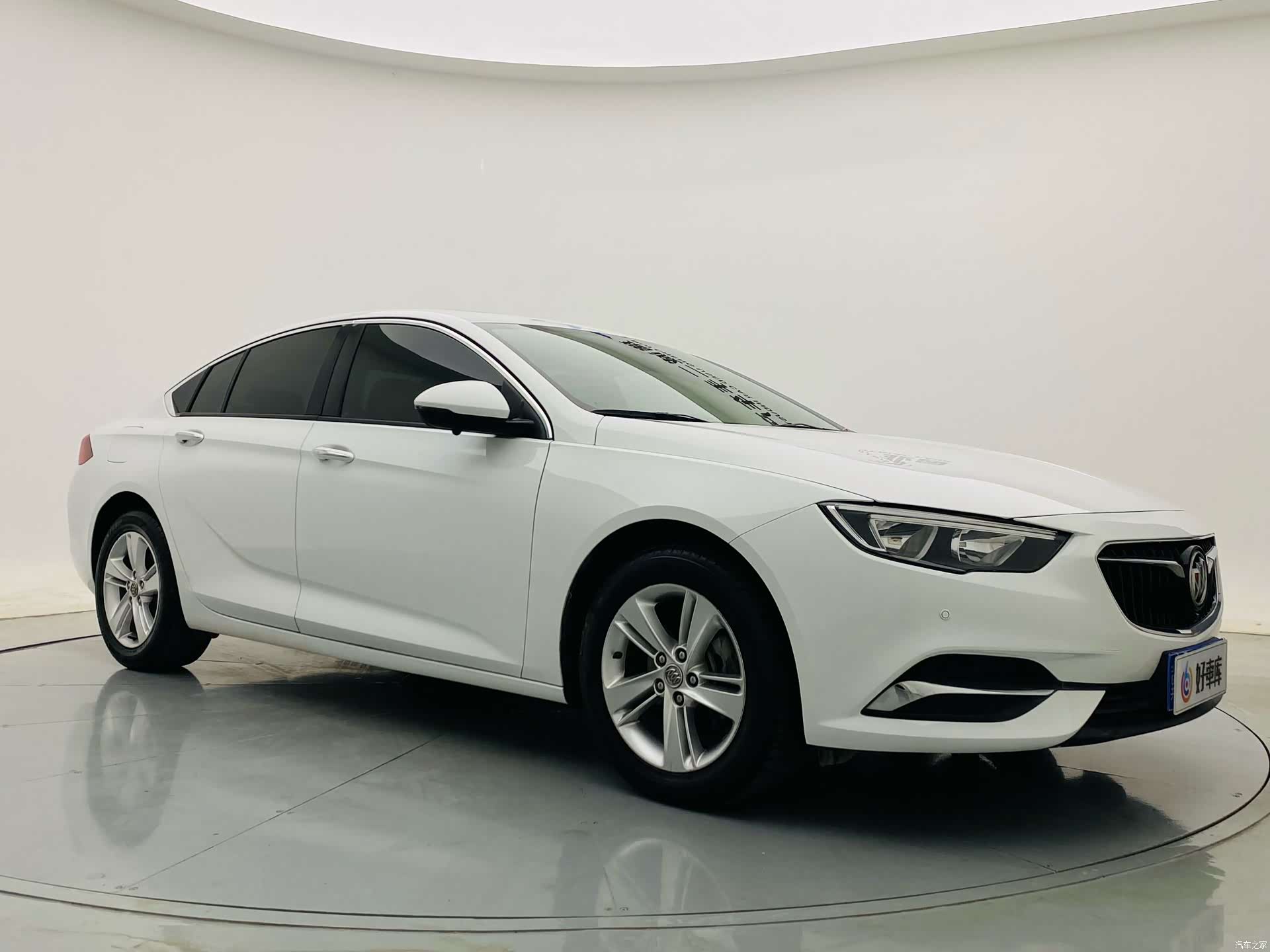 Buick Regal, 2020 3