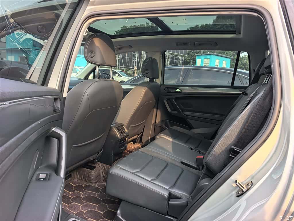 Volkswagen Tiguan L, 2021 9