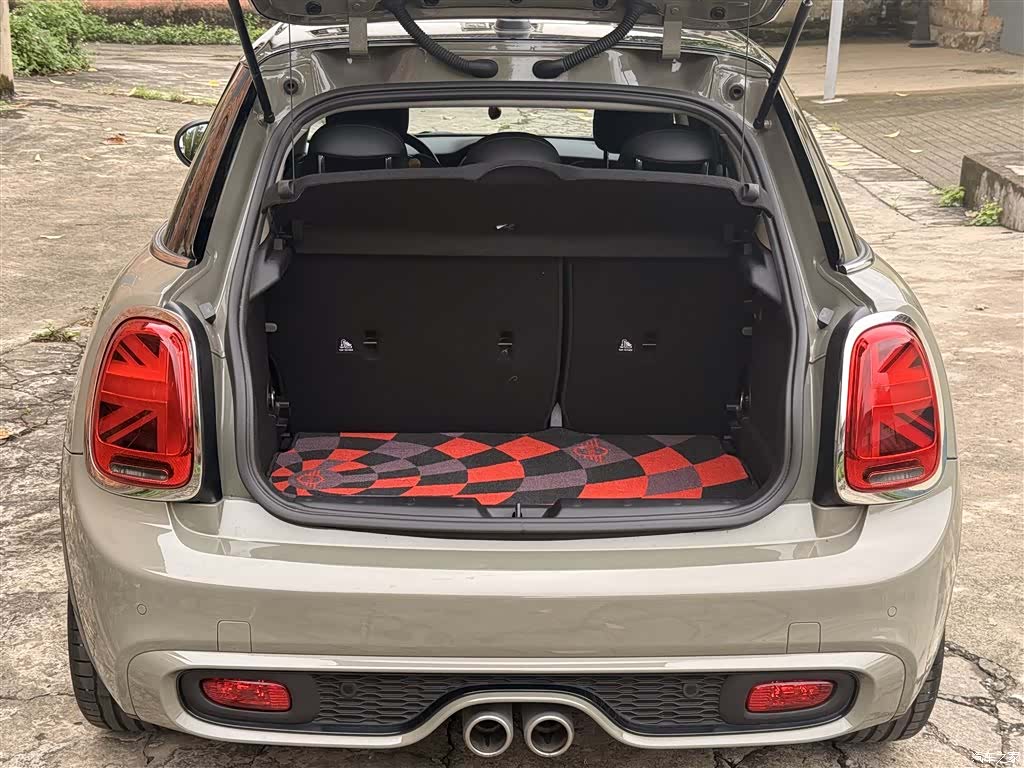 Mini Cooper, 2020 все фото