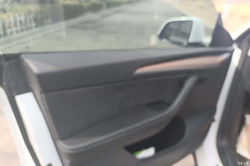 Tesla Model Y, 2021 7