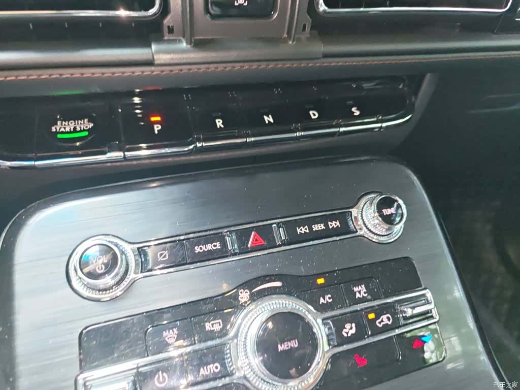 Lincoln Nautilus, 2021 10