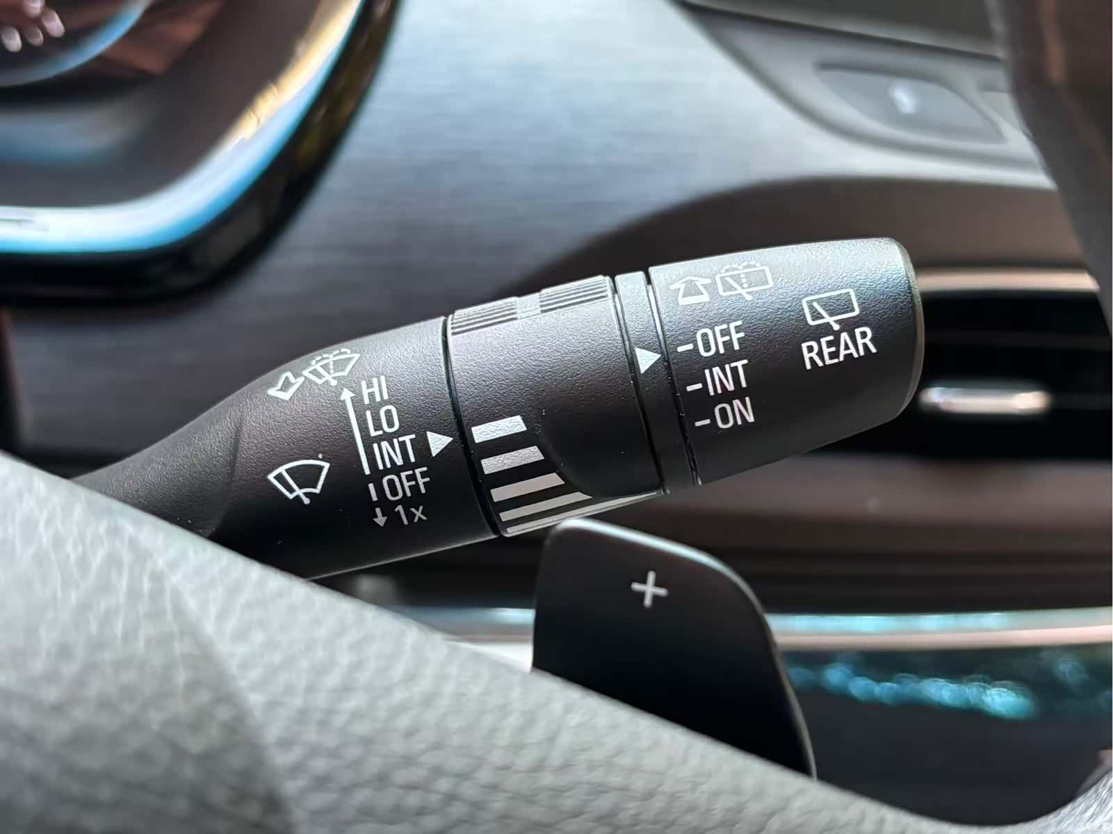 Buick GL8, 2022 13