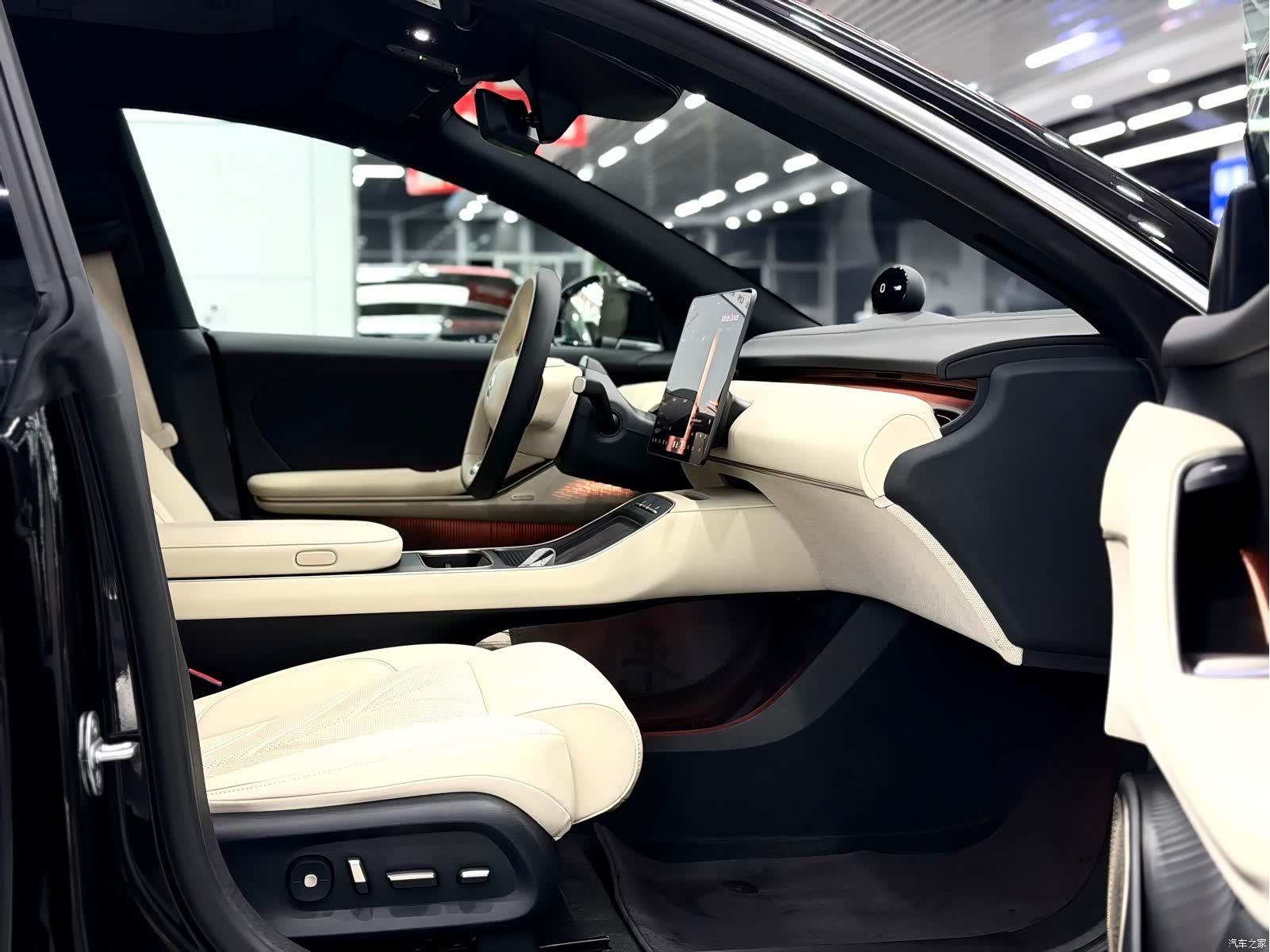 NIO ET5, 2025 9