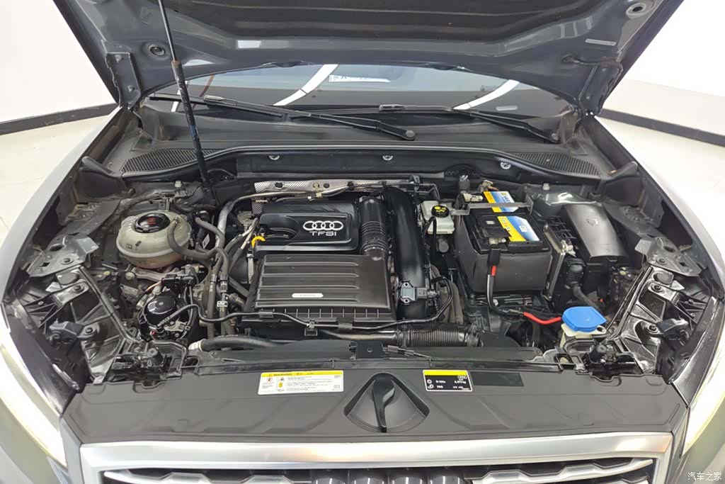 Audi Q2L, 2020 10