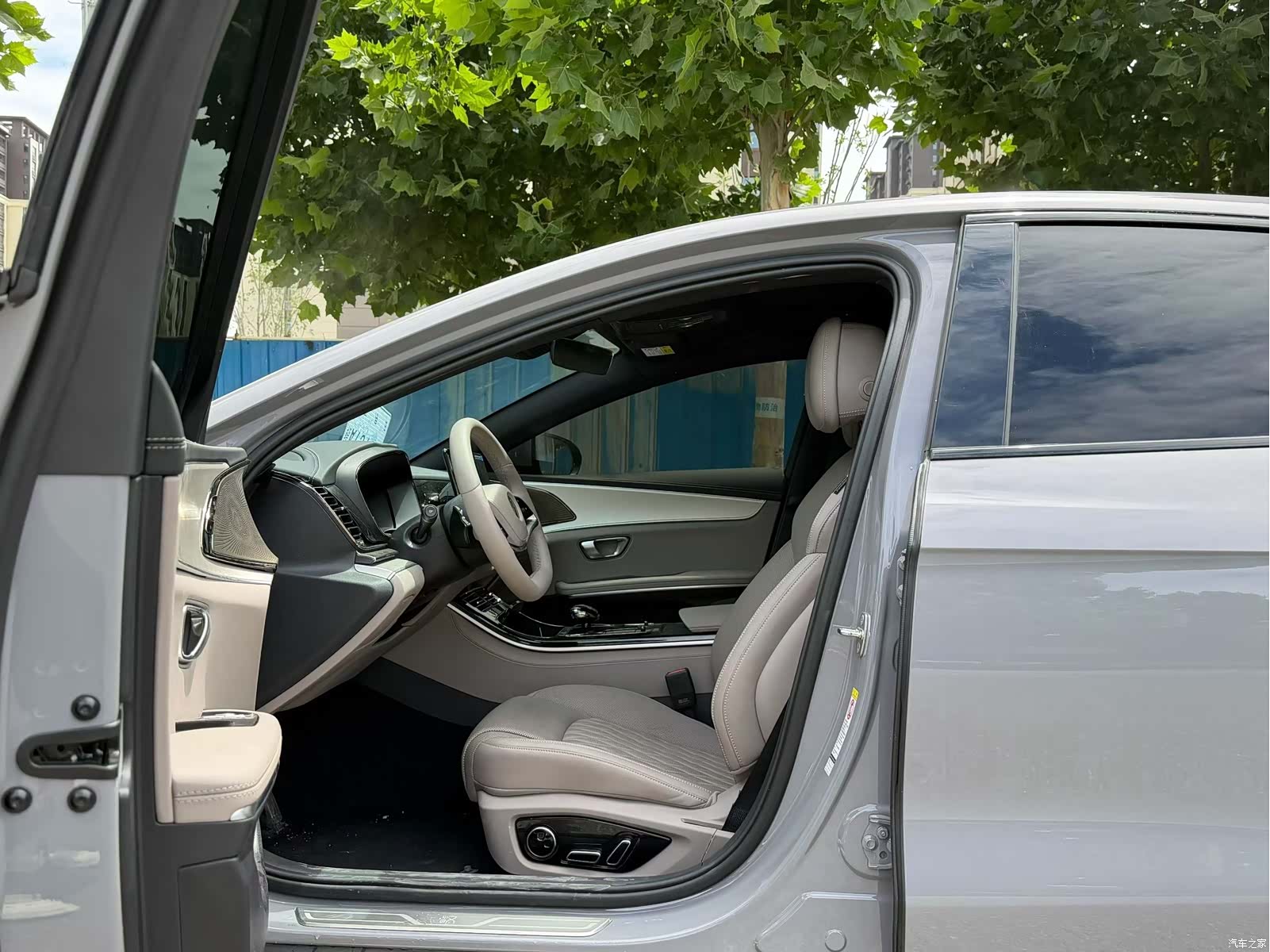 BYD Han, 2025 4
