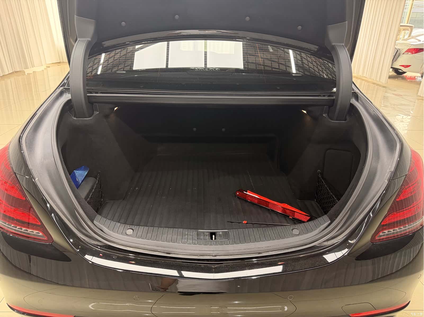 Mercedes-Benz S-Class, 2019 16